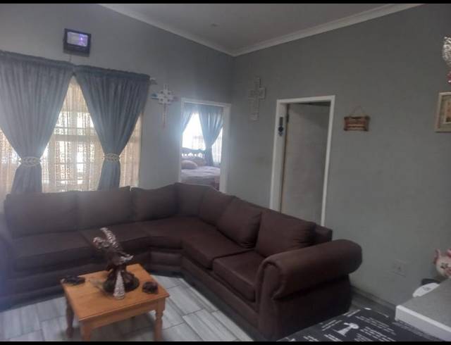 2 BEDROOM HOUSE FOR SALE IN ELSPARK
